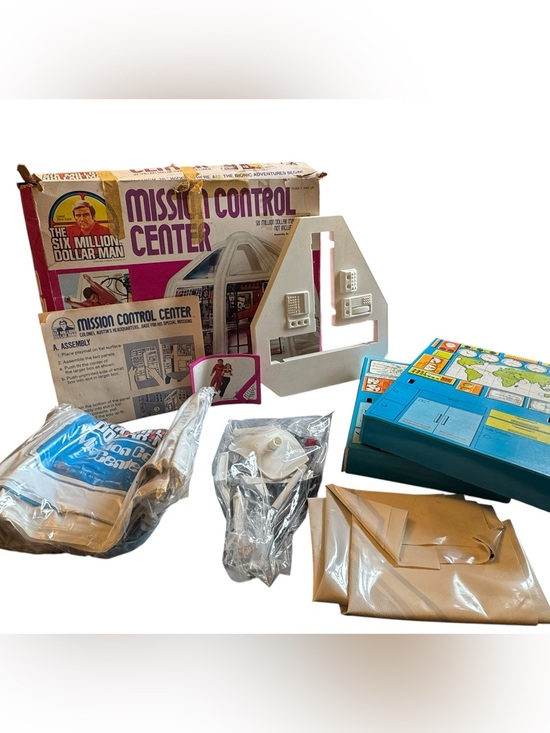 Six Million Dollar Man Other - The Six Million Dollar Man Mission Control Center Playset Vintage